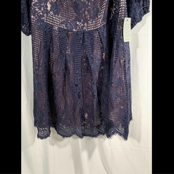 NEW $135 Chelsea28 Floral Lace‎ Off the Shoulder Dress in Navy [SZ 16 ] - Picture 5 of 8
